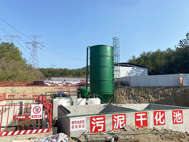 砥礪(li)前行(xing)萬川戰士(shi)